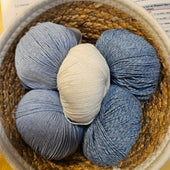 Strick dein Tuch  Garn & Anleitung -  blau - weiß